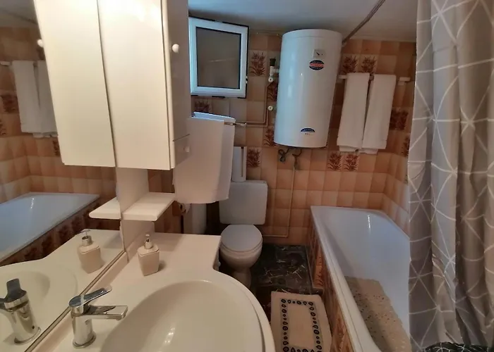 Giannis And Aristi's House Apartman *