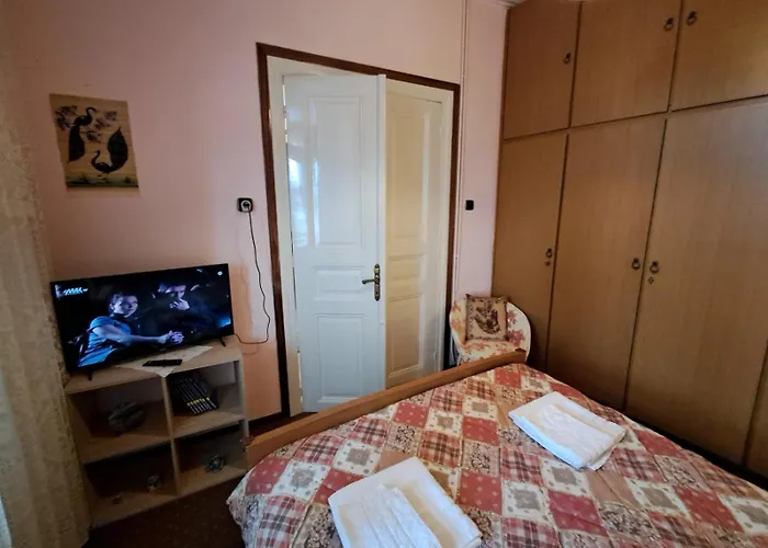 Giannis And Aristi's House Apartman